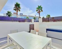 Resale - Townhouse / Terraced House - Torrevieja - Los Balcones