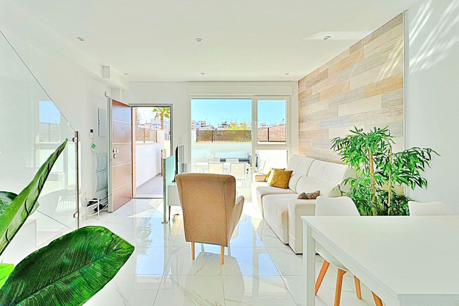 Resale - Townhouse / Terraced House - Torrevieja - Los Balcones