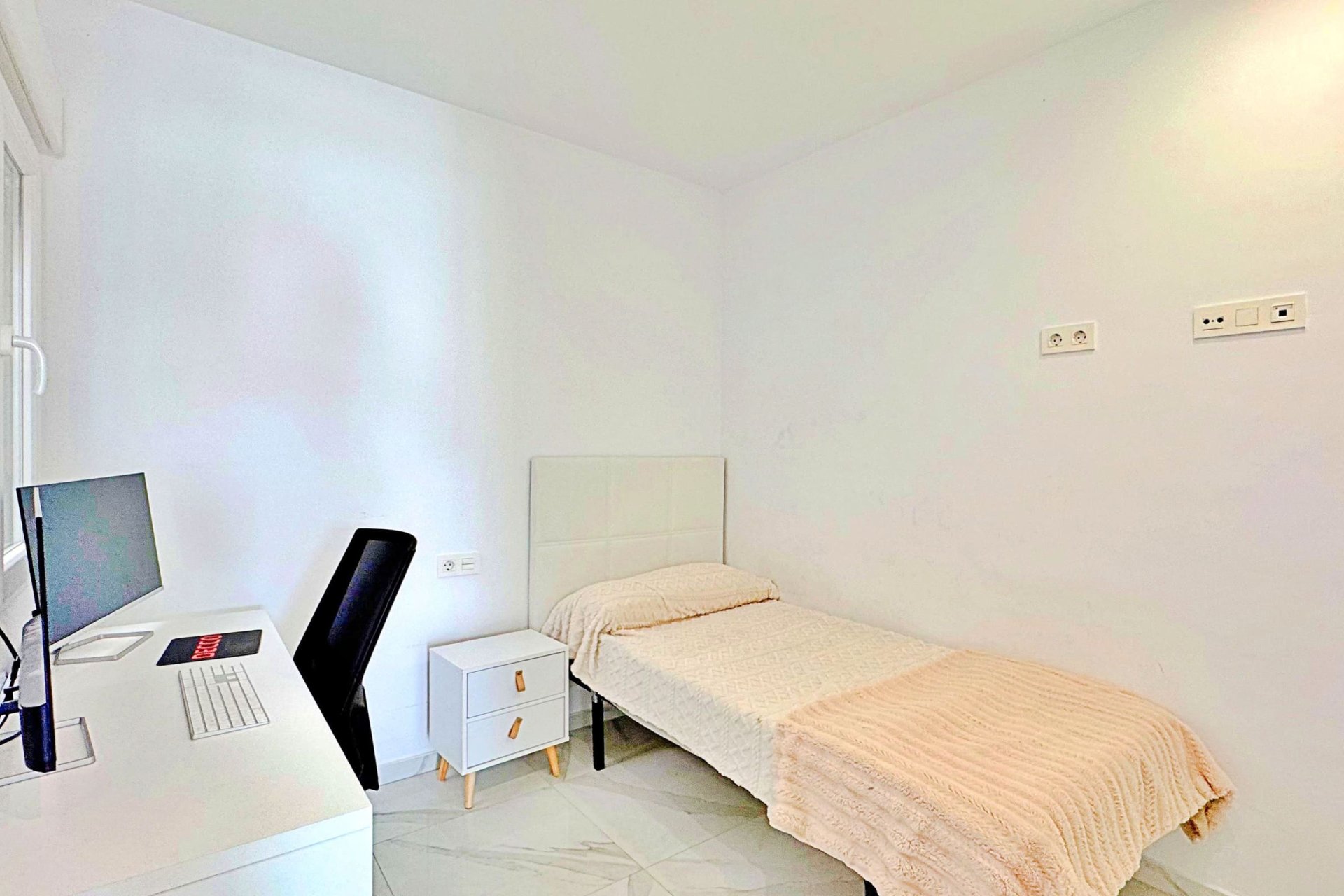 Resale - Townhouse / Terraced House - Torrevieja - Los Balcones