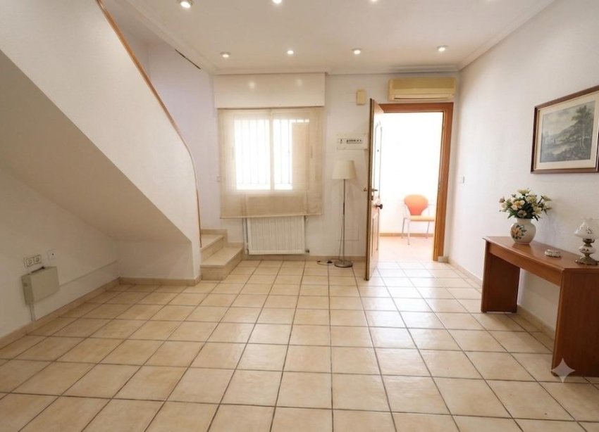 Resale - Townhouse / Terraced House - Torrevieja - Los Balcones