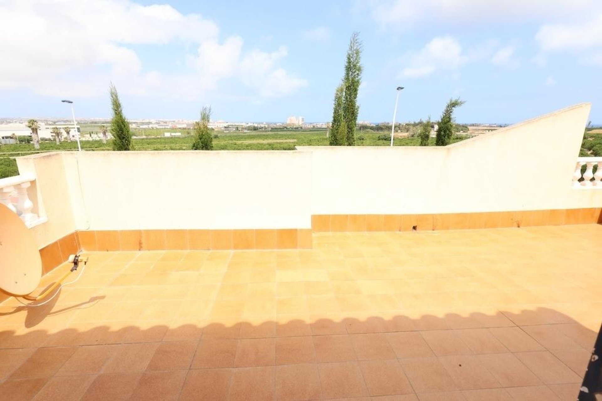 Resale - Townhouse / Terraced House - Torrevieja - Los Balcones
