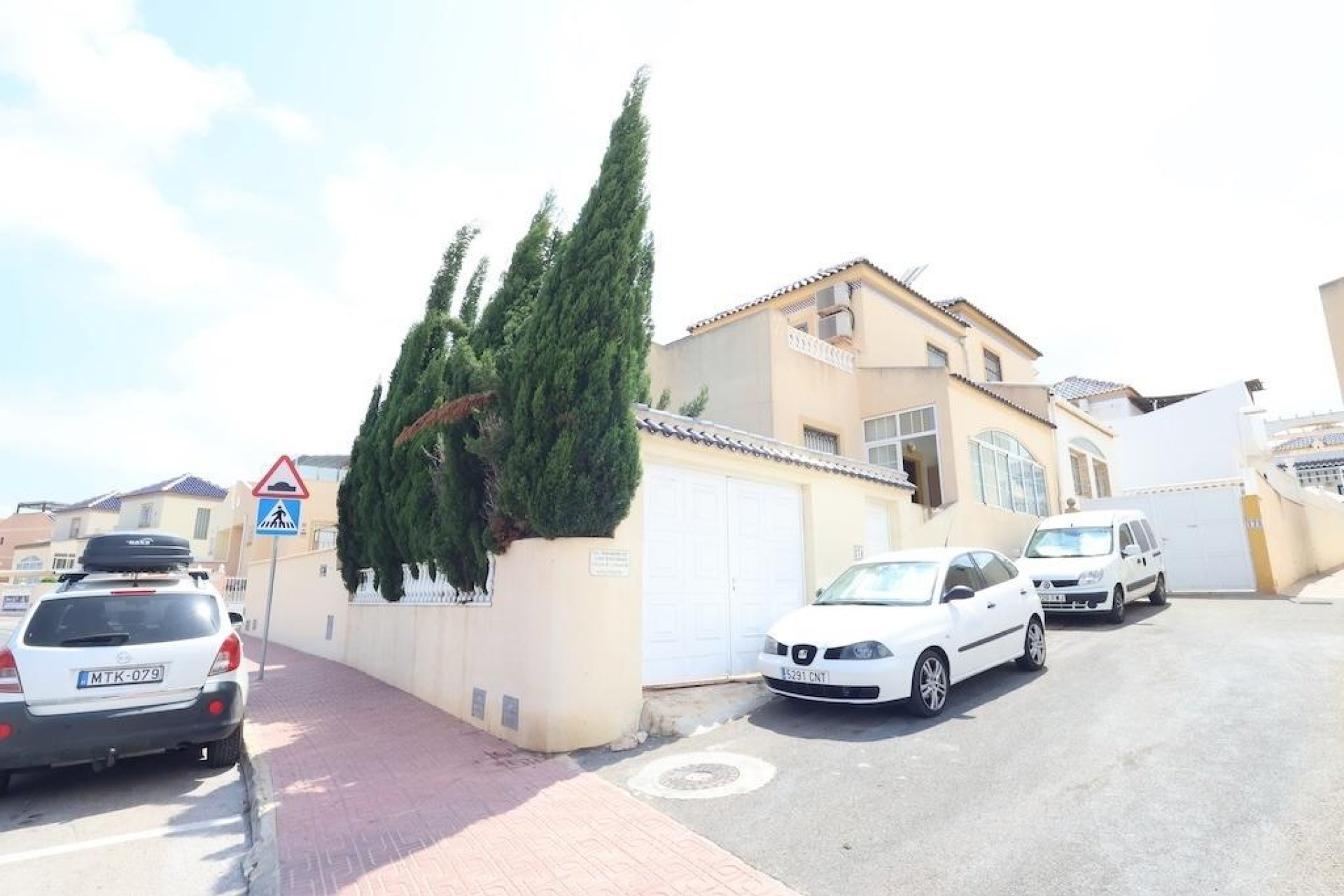 Resale - Townhouse / Terraced House - Torrevieja - Los Balcones