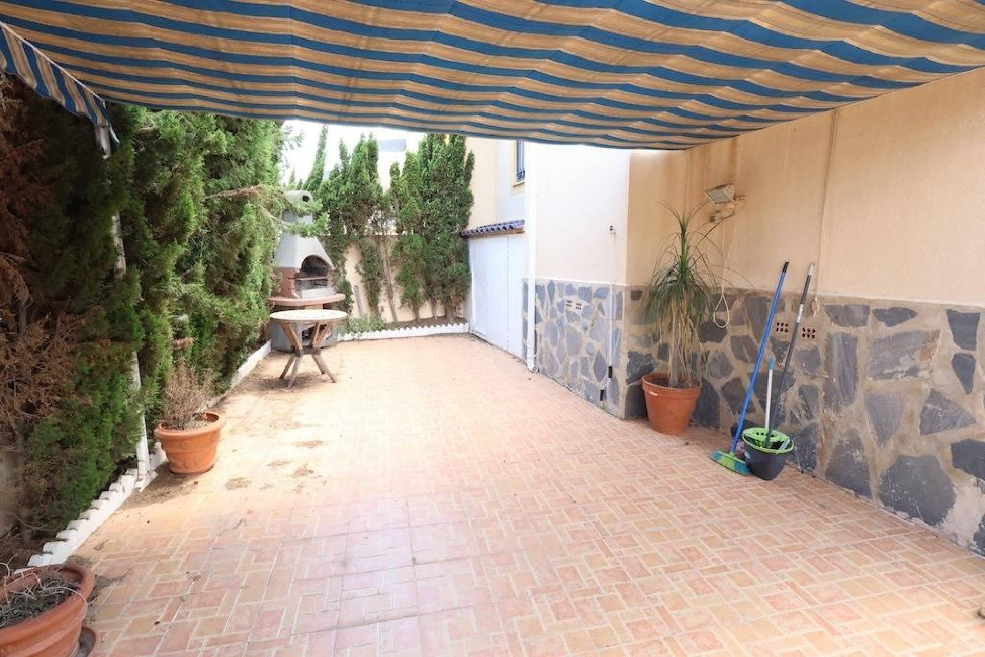 Resale - Townhouse / Terraced House - Torrevieja - Los Balcones