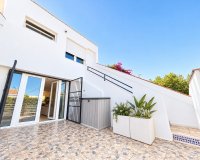 Resale - Townhouse / Terraced House - Torrevieja - Los Balcones