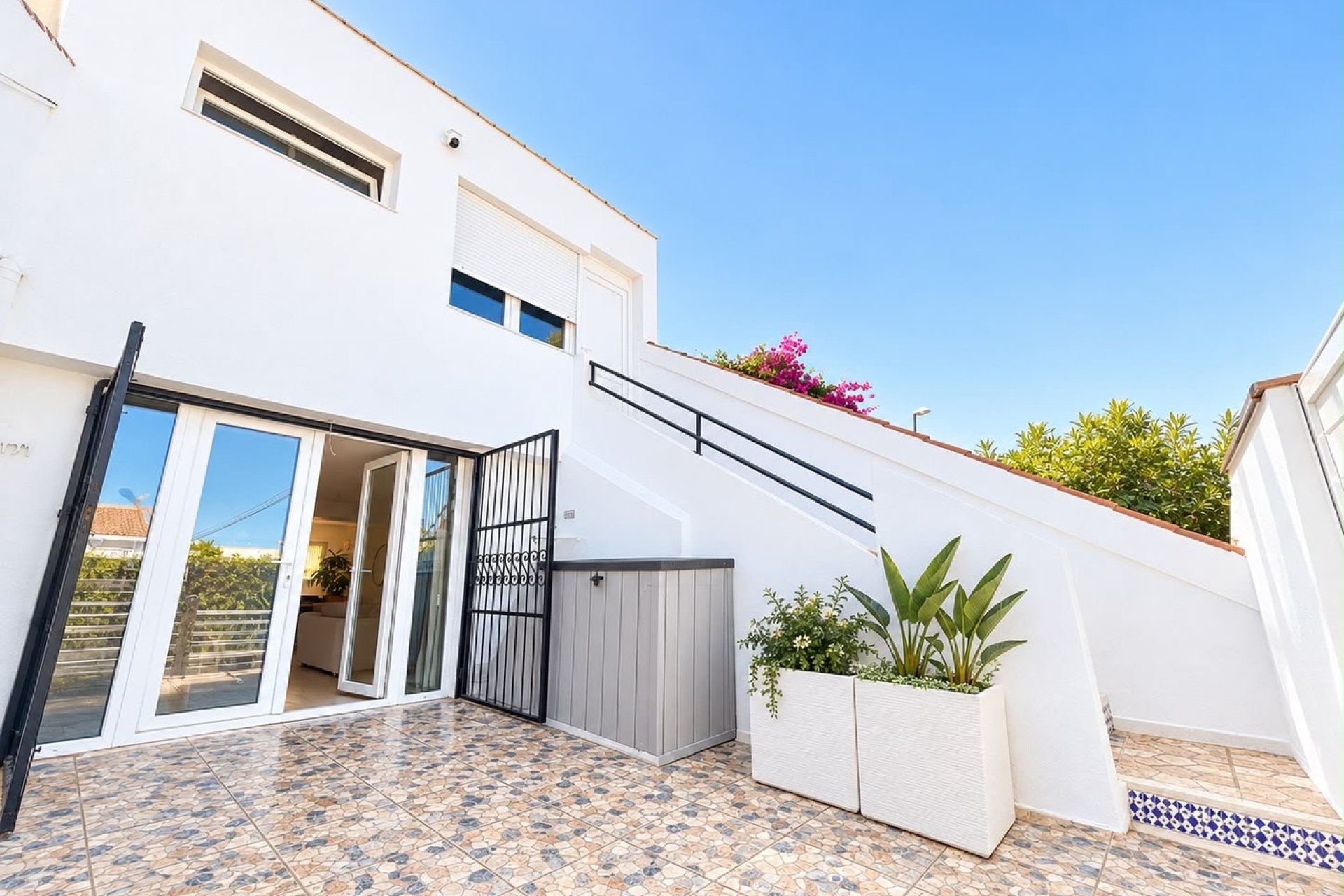 Resale - Townhouse / Terraced House - Torrevieja - Los Balcones