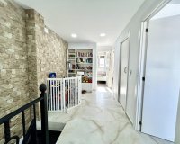 Resale - Townhouse / Terraced House - Torrevieja - Los Balcones
