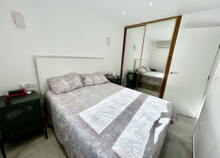 Resale - Townhouse / Terraced House - Torrevieja - Los Balcones