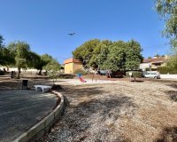 Resale - Townhouse / Terraced House - Torrevieja - Los Balcones