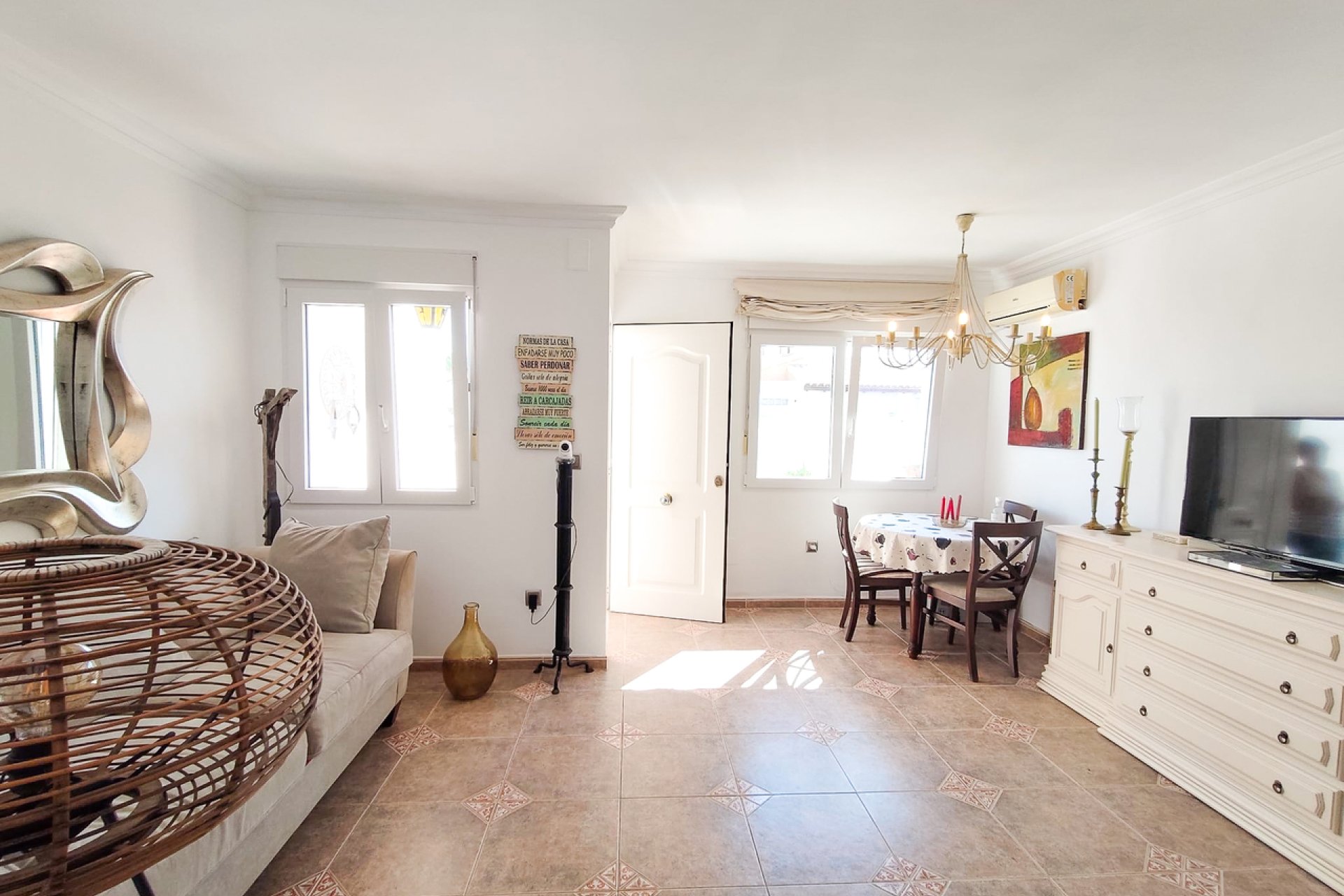 Resale - Townhouse / Terraced House - Torrevieja - Los Balcones