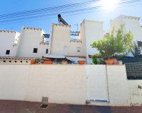 Resale - Townhouse / Terraced House - Torrevieja - Los Balcones