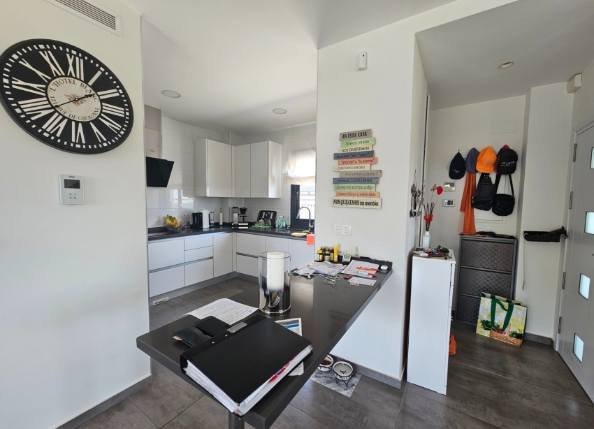 Resale - Townhouse / Terraced House - Torrevieja - Los Frutales