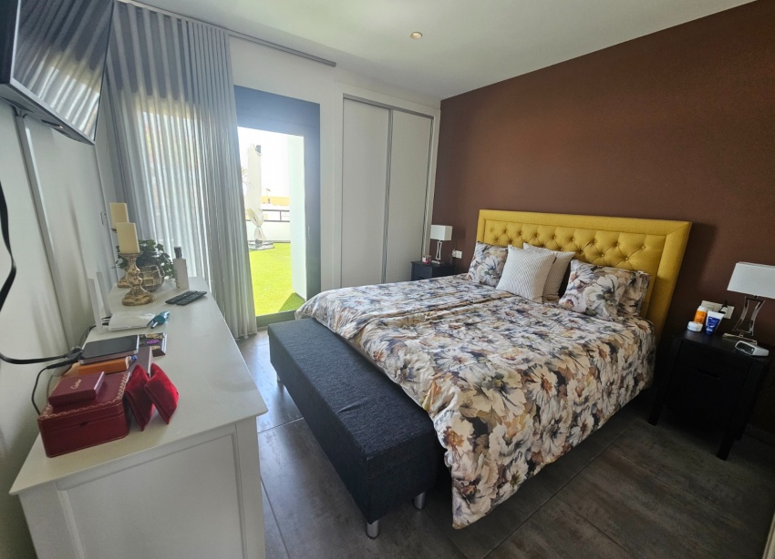 Resale - Townhouse / Terraced House - Torrevieja - Los Frutales