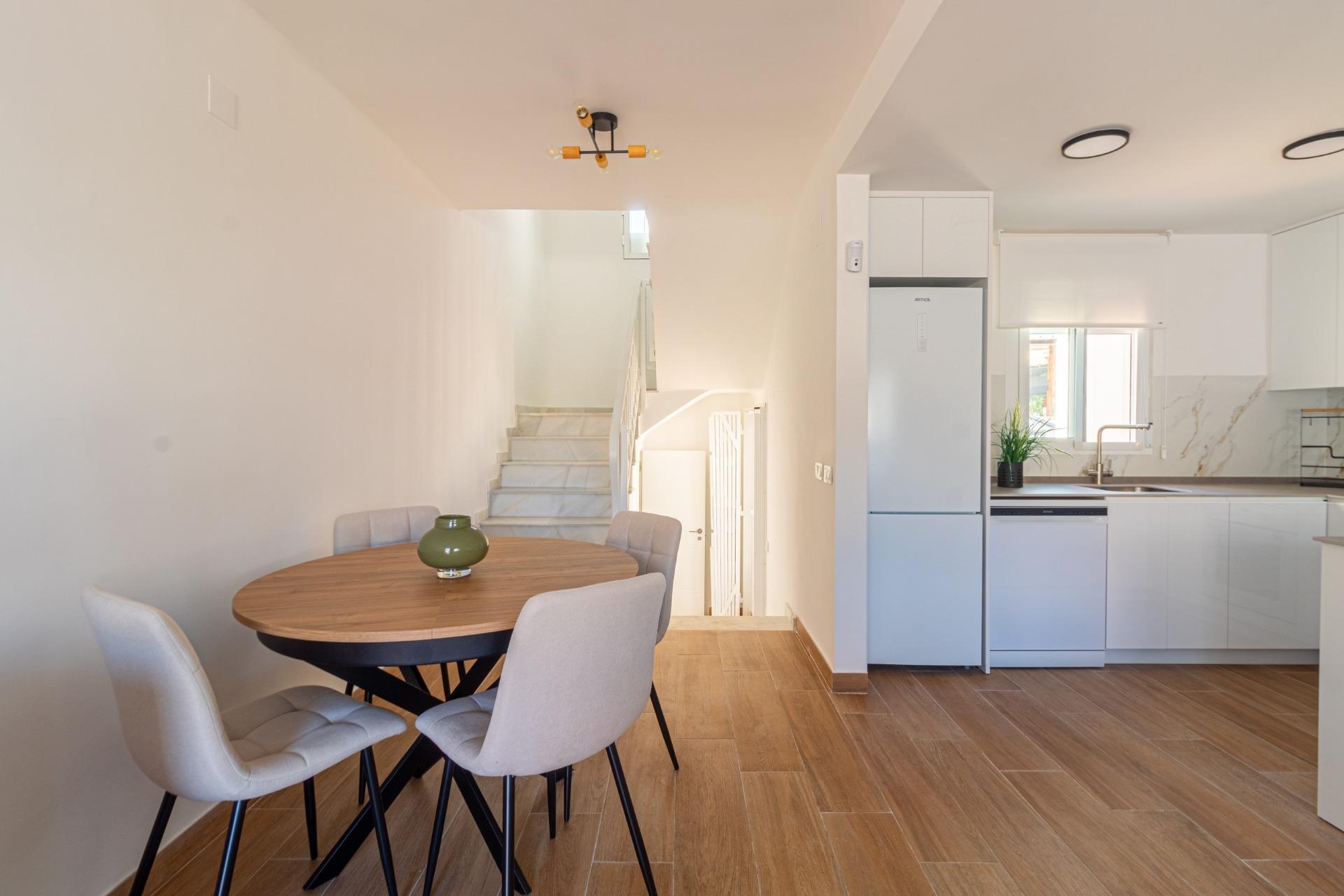 Resale - Townhouse / Terraced House - Torrevieja - Los Frutales