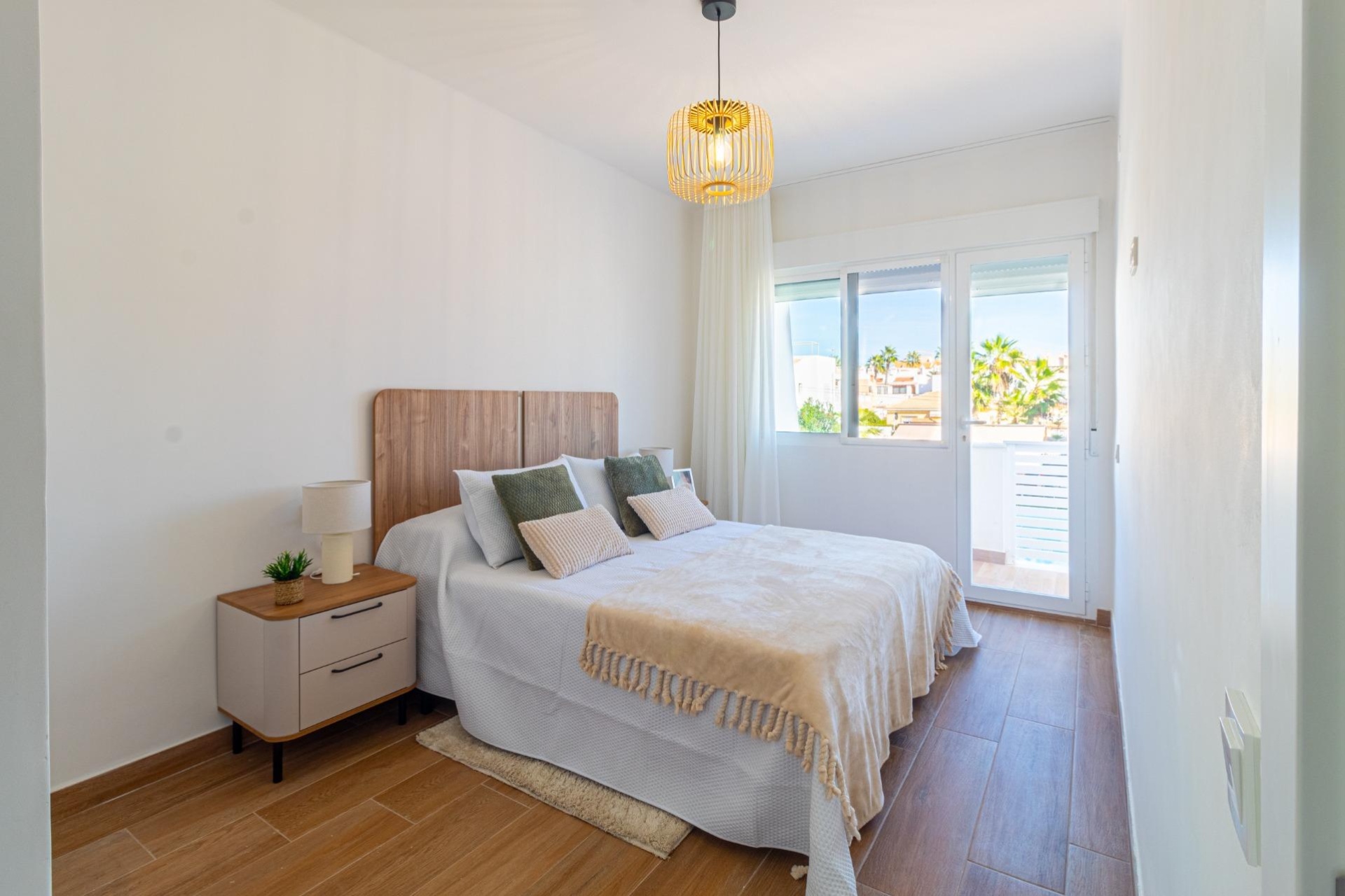 Resale - Townhouse / Terraced House - Torrevieja - Los Frutales