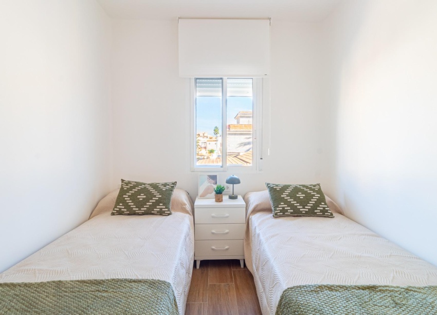 Resale - Townhouse / Terraced House - Torrevieja - Los Frutales