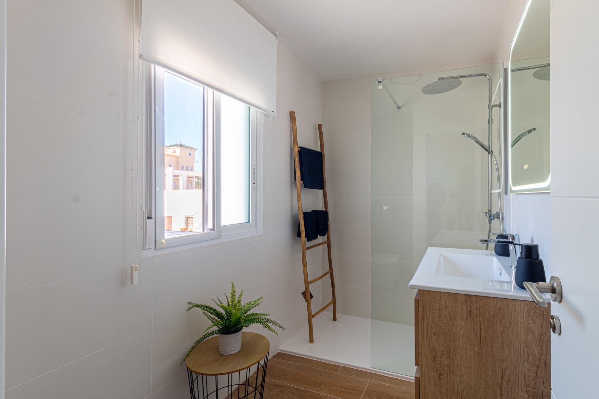 Resale - Townhouse / Terraced House - Torrevieja - Los Frutales