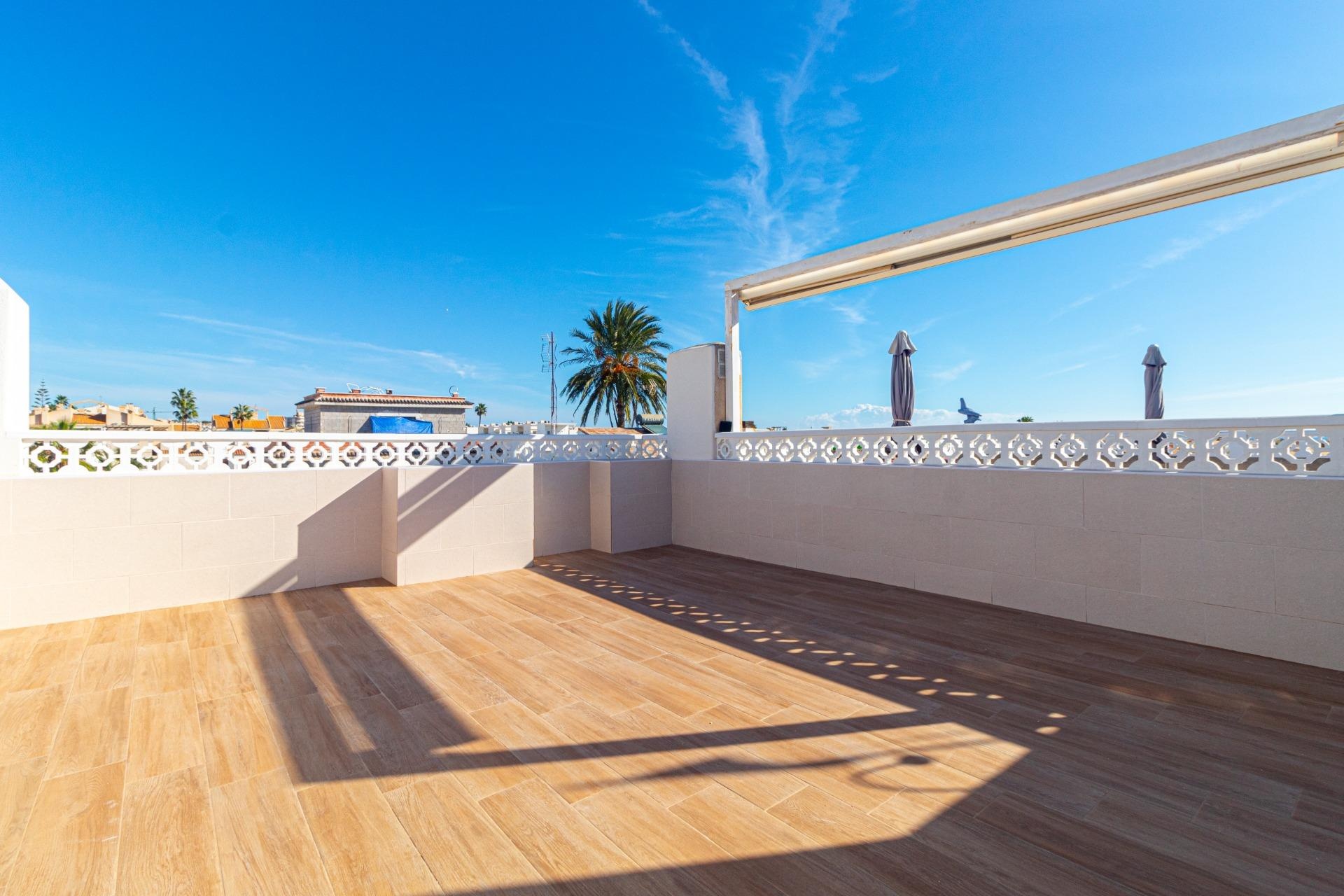 Resale - Townhouse / Terraced House - Torrevieja - Los Frutales