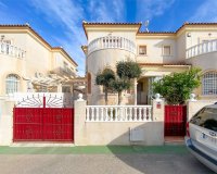 Resale - Townhouse / Terraced House - Torrevieja - Nueva Torrevieja