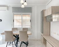 Resale - Townhouse / Terraced House - Torrevieja - Nueva Torrevieja