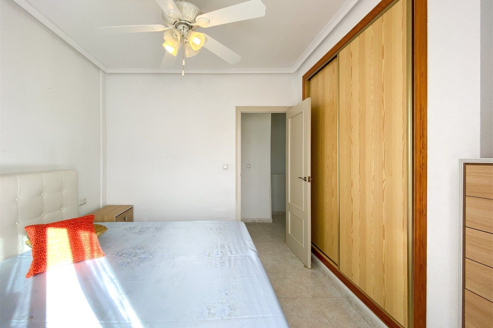 Resale - Townhouse / Terraced House - Torrevieja - Nueva Torrevieja