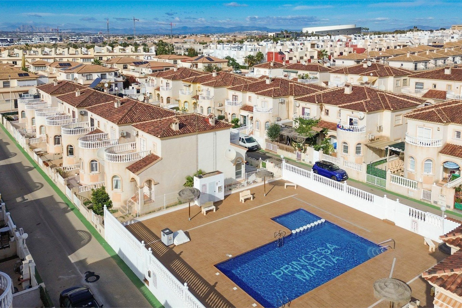 Resale - Townhouse / Terraced House - Torrevieja - Nueva Torrevieja