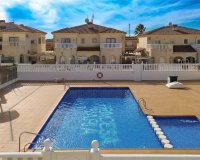 Resale - Townhouse / Terraced House - Torrevieja - Nueva Torrevieja