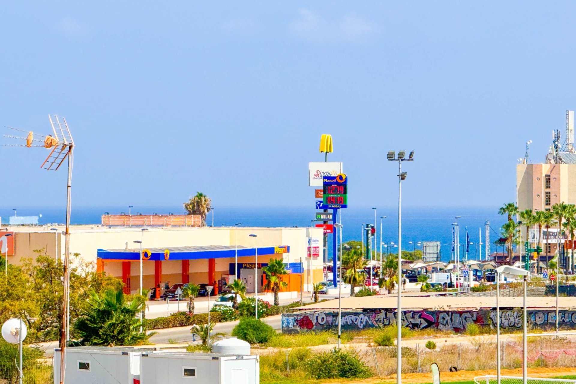 Resale - Townhouse / Terraced House - Torrevieja - Punta Prima
