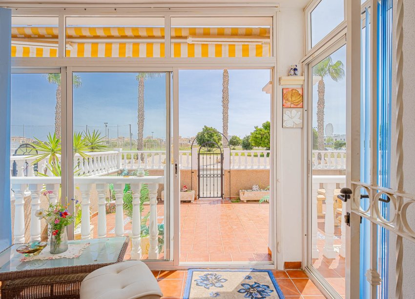 Resale - Townhouse / Terraced House - Torrevieja - Punta Prima