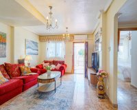 Resale - Townhouse / Terraced House - Torrevieja - Punta Prima