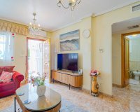 Resale - Townhouse / Terraced House - Torrevieja - Punta Prima