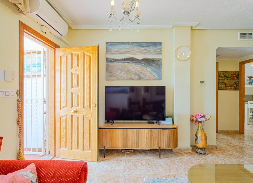 Resale - Townhouse / Terraced House - Torrevieja - Punta Prima