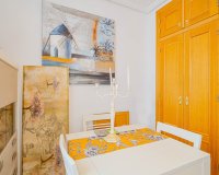 Resale - Townhouse / Terraced House - Torrevieja - Punta Prima