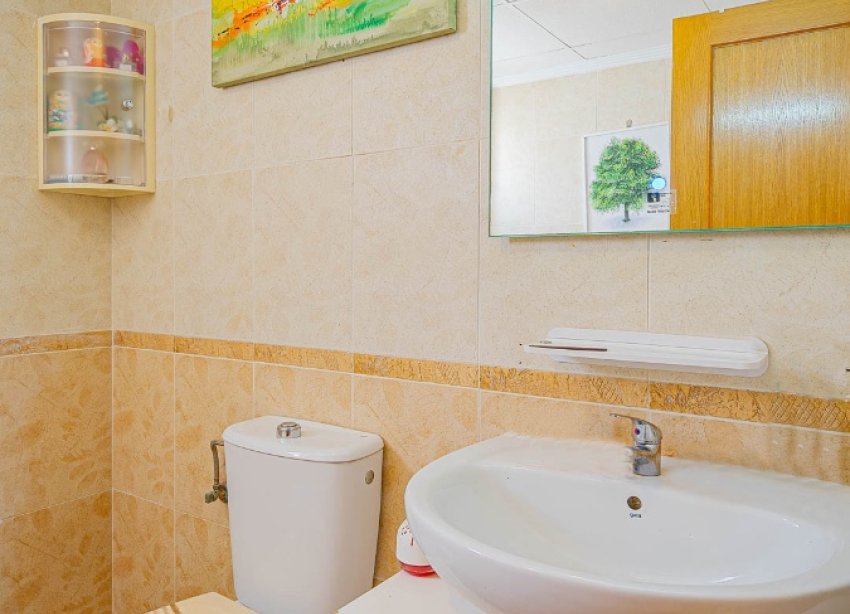 Resale - Townhouse / Terraced House - Torrevieja - Punta Prima