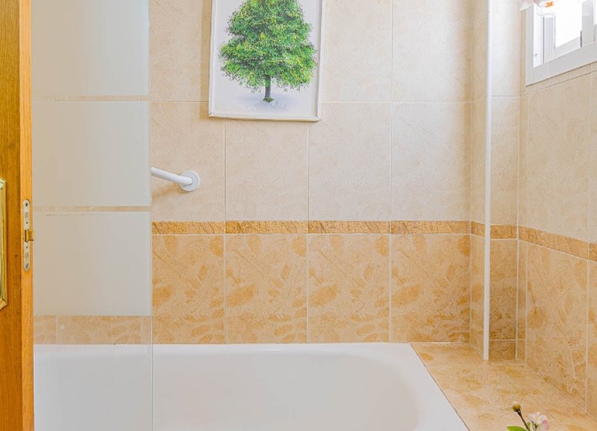 Resale - Townhouse / Terraced House - Torrevieja - Punta Prima