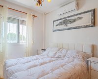 Resale - Townhouse / Terraced House - Torrevieja - Punta Prima