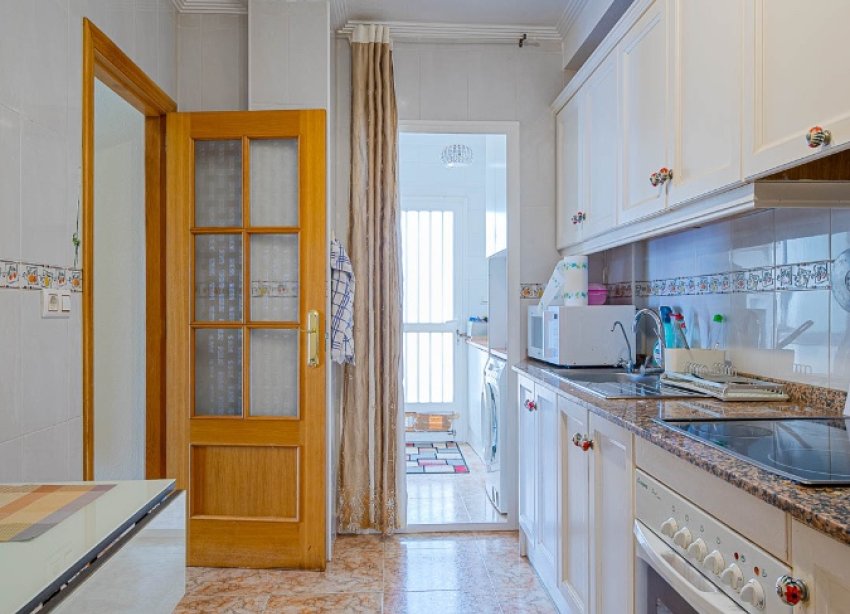 Resale - Townhouse / Terraced House - Torrevieja - Punta Prima
