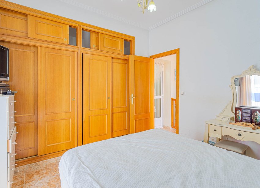Resale - Townhouse / Terraced House - Torrevieja - Punta Prima