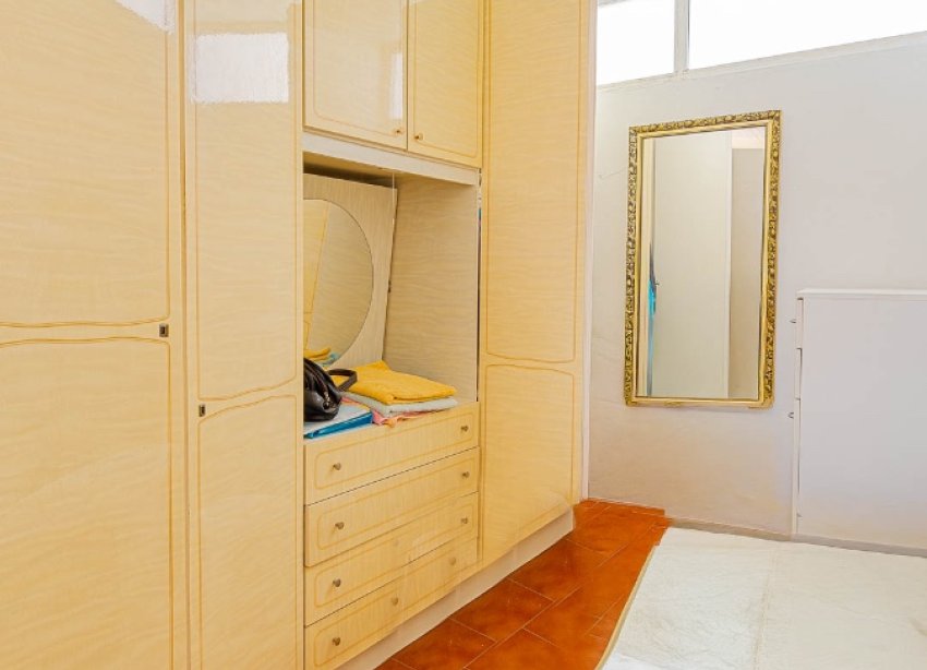Resale - Townhouse / Terraced House - Torrevieja - Punta Prima