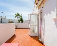 Resale - Townhouse / Terraced House - Torrevieja - Punta Prima