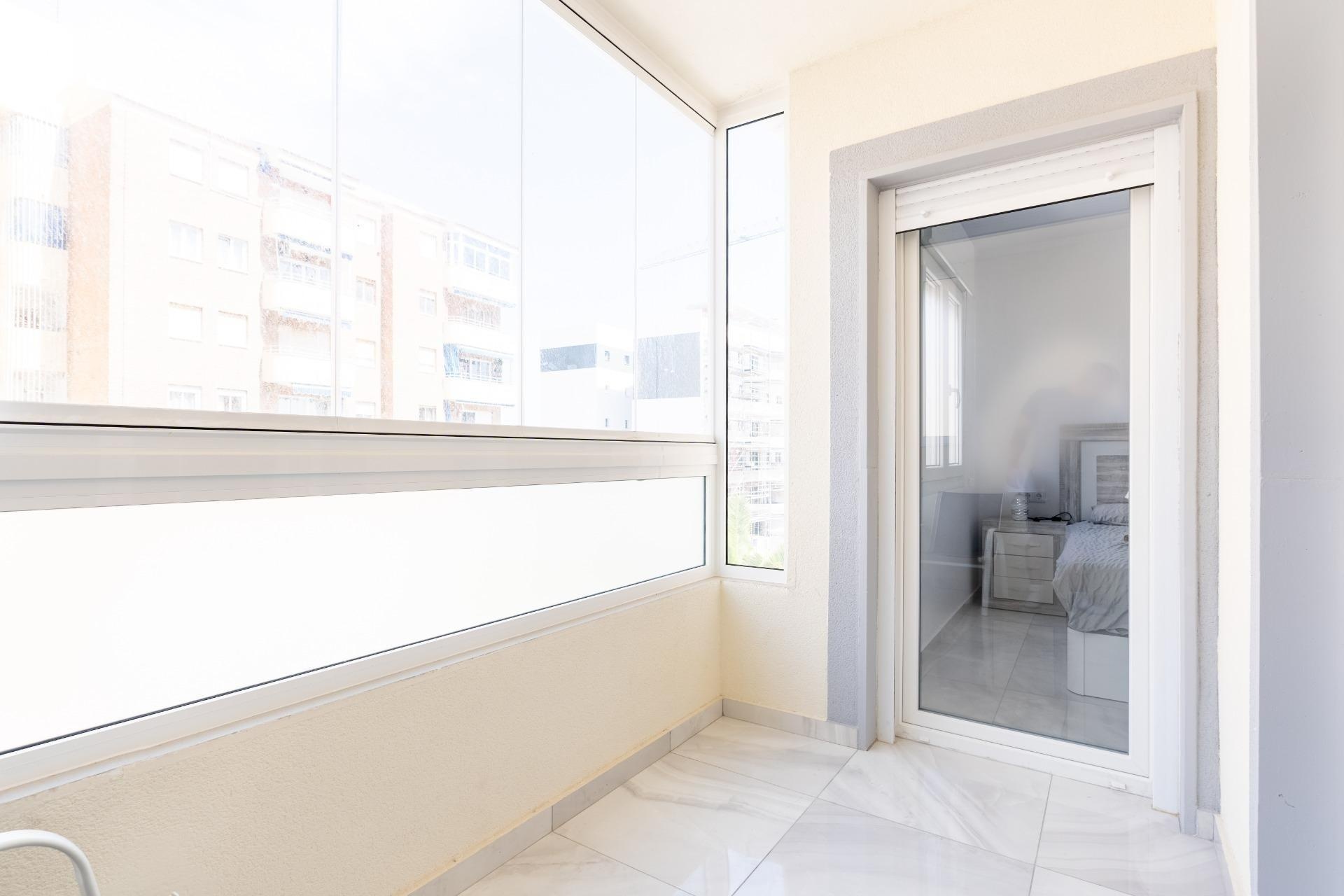 Resale - Townhouse / Terraced House - Torrevieja - Punta Prima
