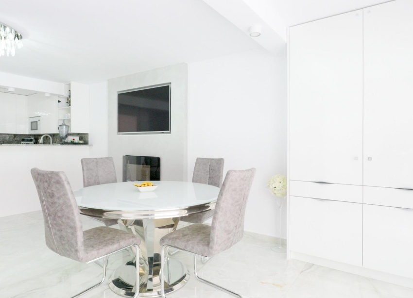 Resale - Townhouse / Terraced House - Torrevieja - Punta Prima