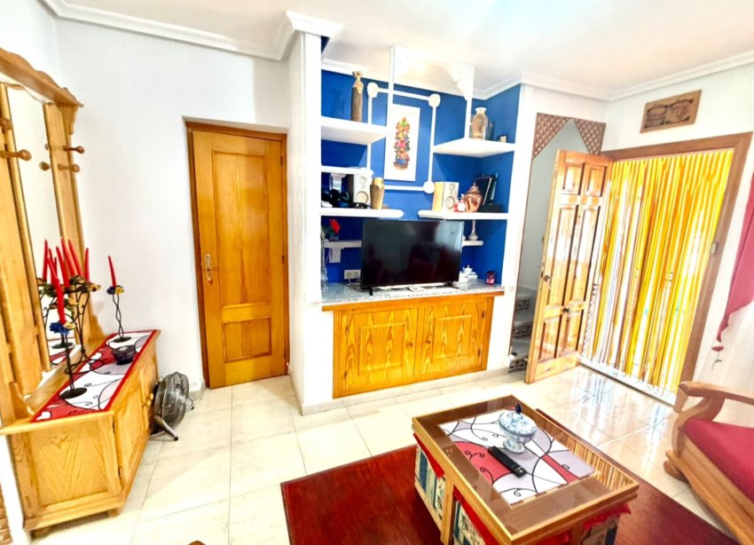 Resale - Townhouse / Terraced House - Torrevieja - San Luis