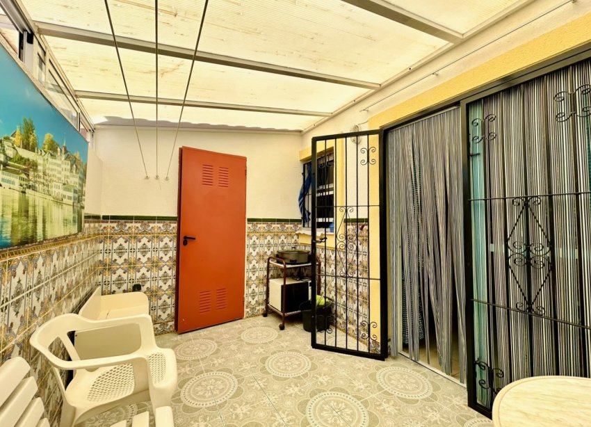 Resale - Townhouse / Terraced House - Torrevieja - San Luis