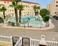 Resale - Townhouse / Terraced House - Torrevieja - San Luis