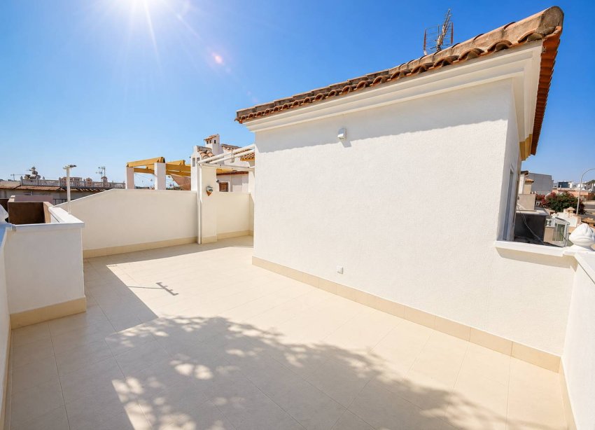 Resale - Townhouse / Terraced House - Torrevieja