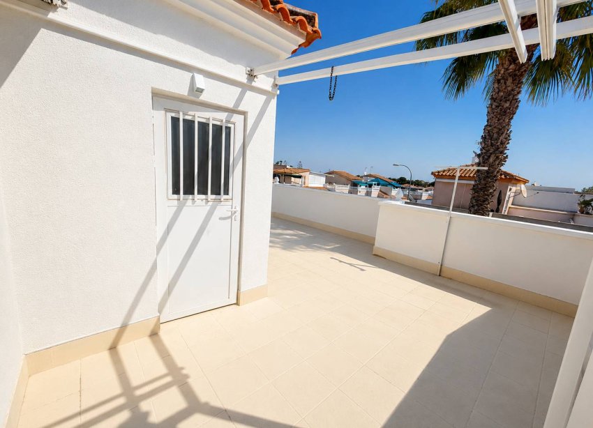 Resale - Townhouse / Terraced House - Torrevieja