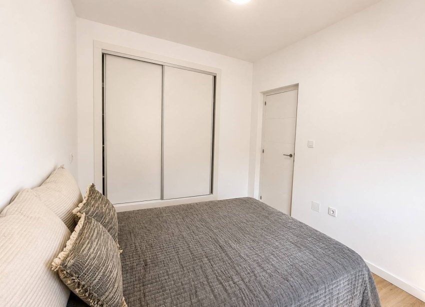 Resale - Townhouse / Terraced House - Torrevieja