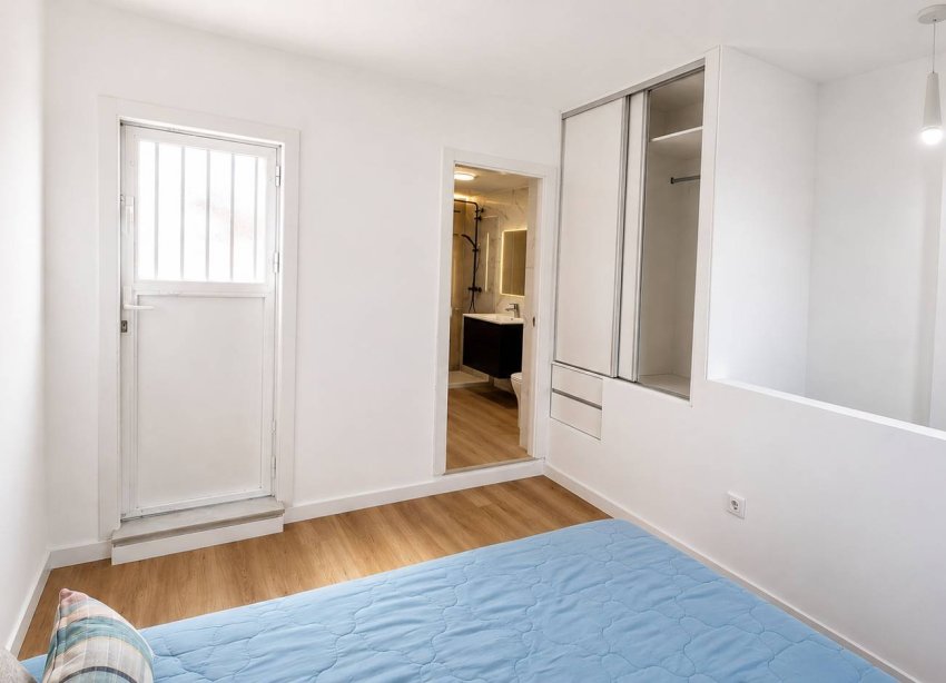 Resale - Townhouse / Terraced House - Torrevieja