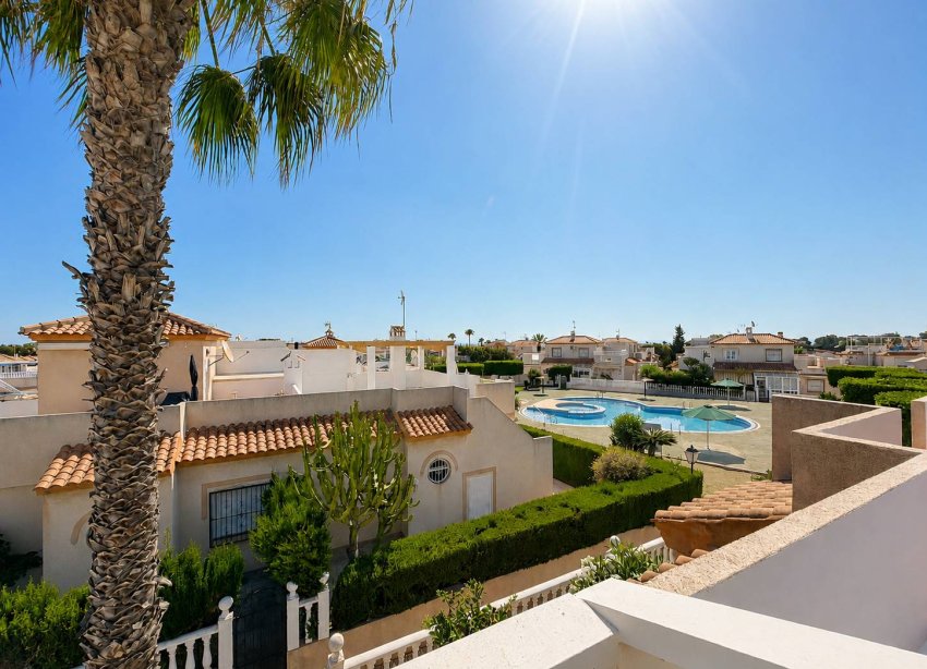 Resale - Townhouse / Terraced House - Torrevieja