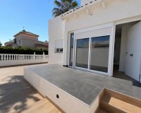 Resale - Townhouse / Terraced House - Torrevieja